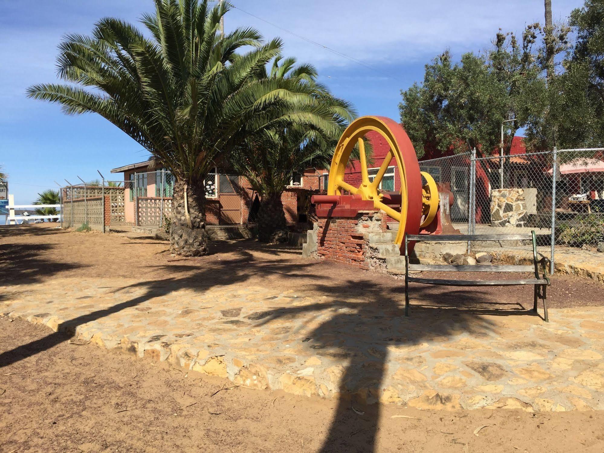Old Mill Hotel San Quintin Bagian luar foto