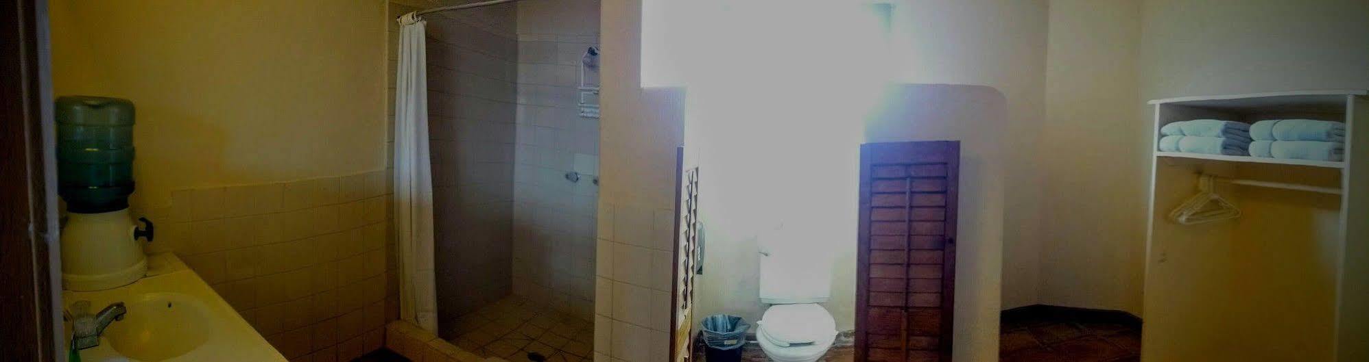 Old Mill Hotel San Quintin Bagian luar foto