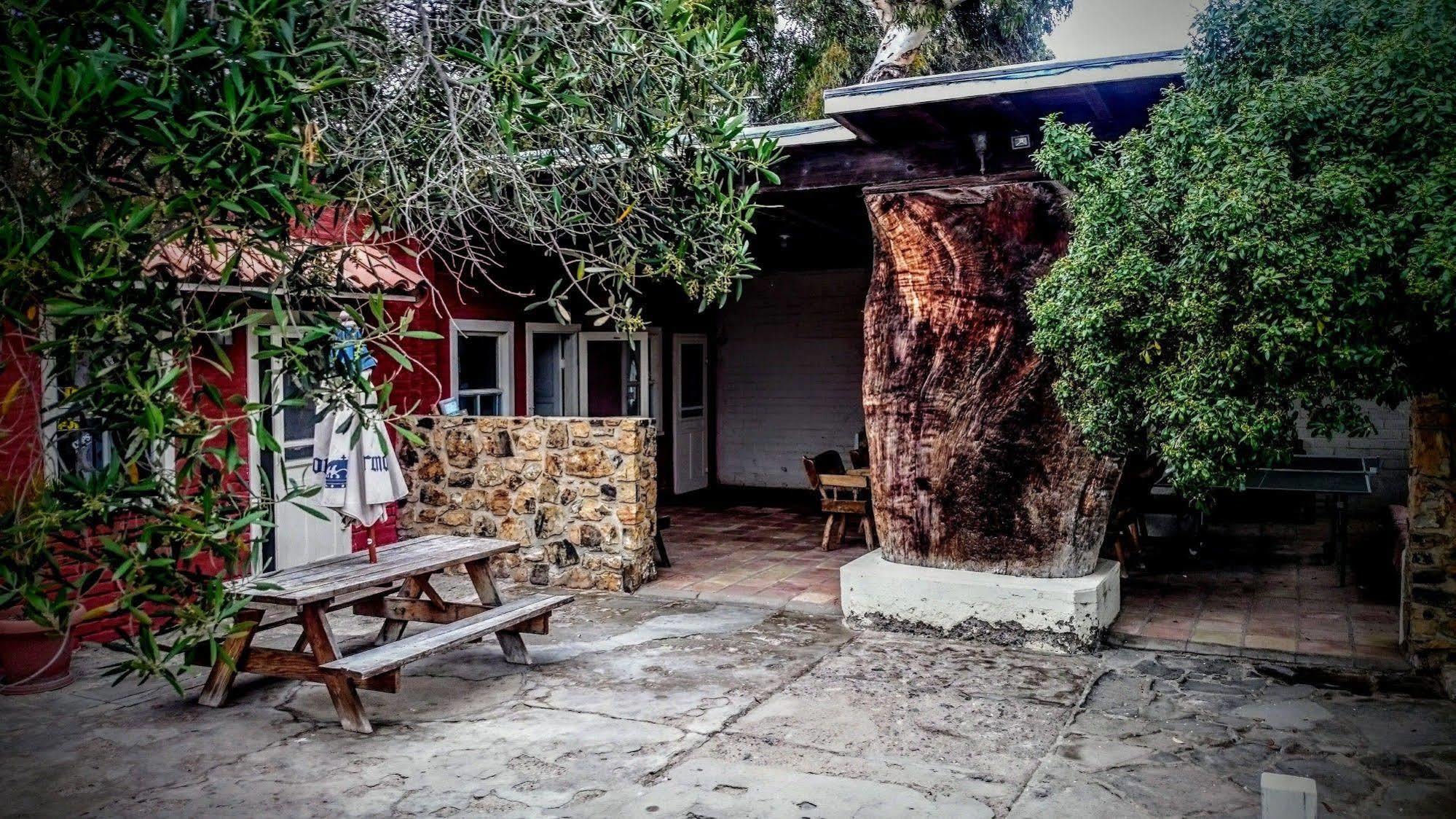 Old Mill Hotel San Quintin Bagian luar foto