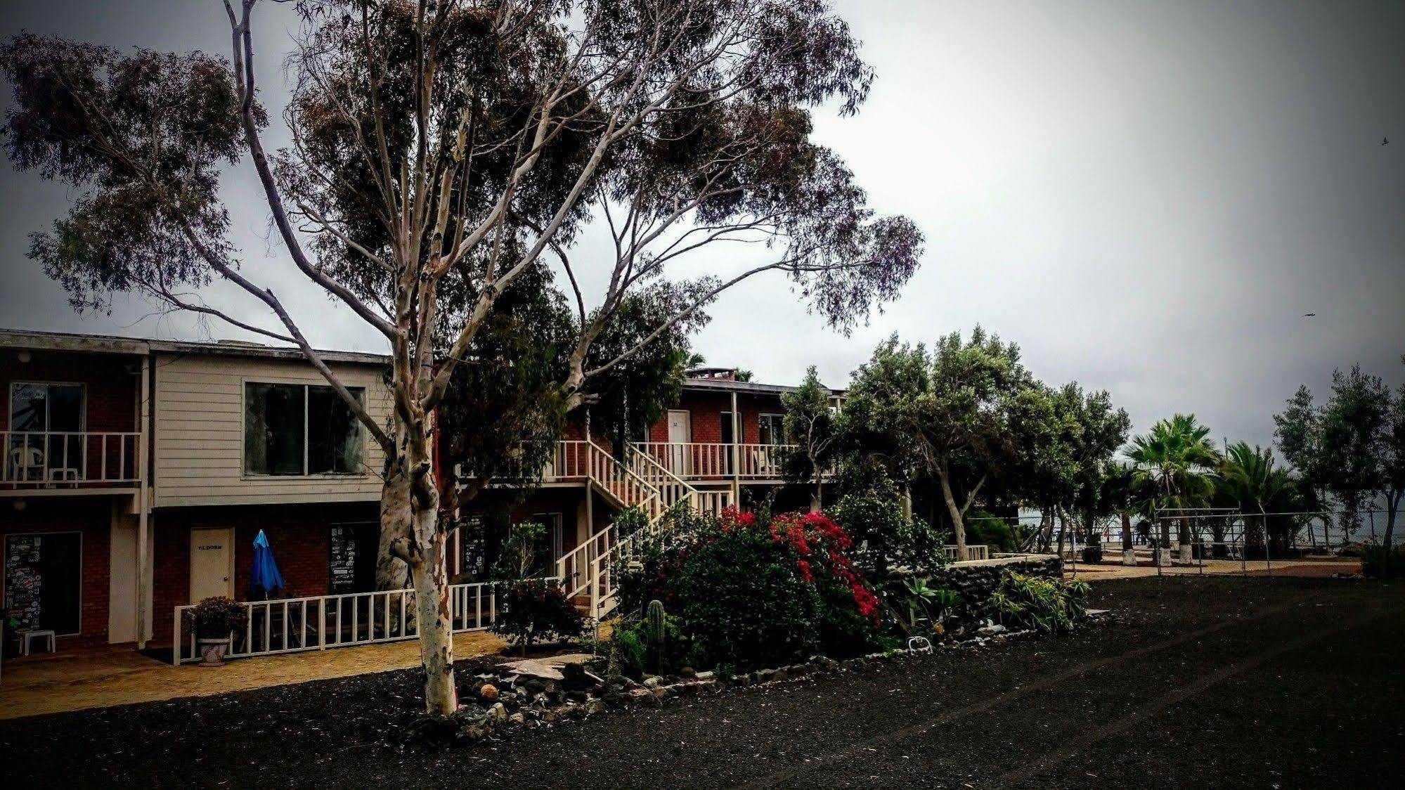Old Mill Hotel San Quintin Bagian luar foto