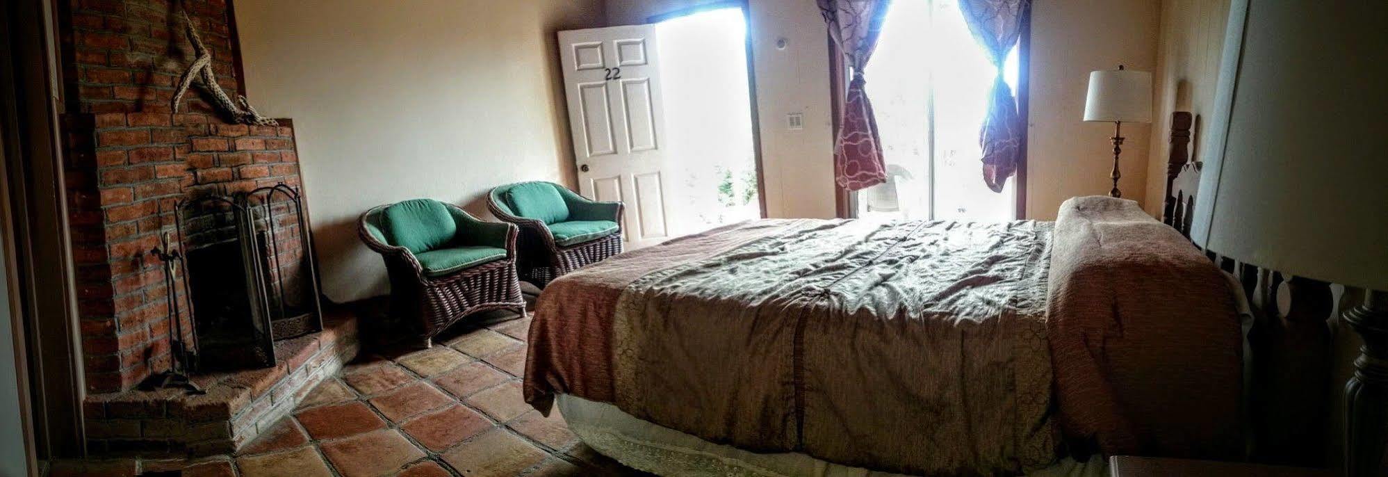 Old Mill Hotel San Quintin Bagian luar foto